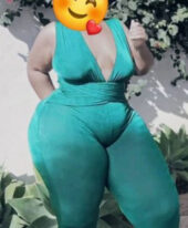  image of Dphine a Ugandan female escort 